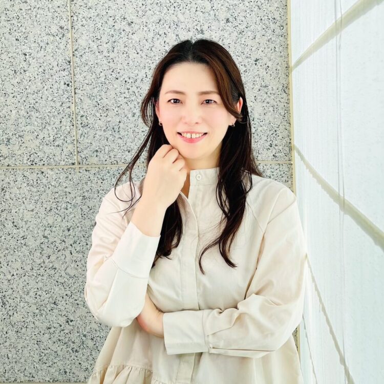 【VOL.47】「秒で乾燥」に悩む私が若見えに！アラフィフが7日間で確信した、生コラーゲン美容液の真実