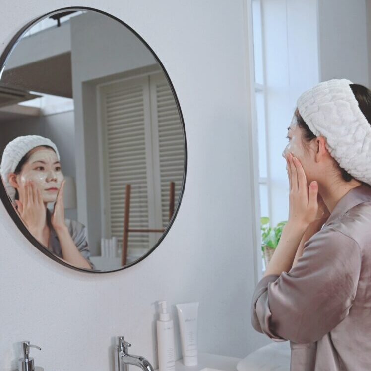 【VOL.50】乾燥する冬こそ「洗顔」を見直して！店長直伝「一生乾燥しない」洗顔術